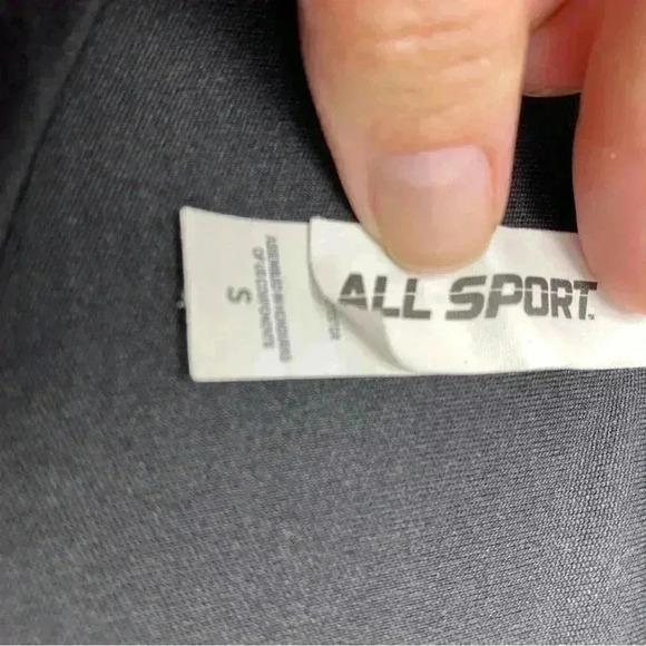 Peloton long sleeve black shirt size small - Picture 4 of 4